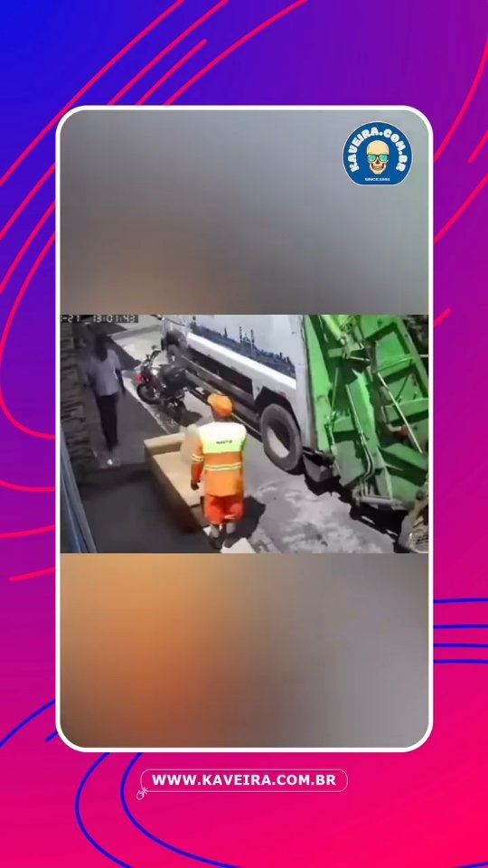 Se o seu dia tá ruim, imagina o de quem resolveu lavar o sofá na calçada 😅🛋️